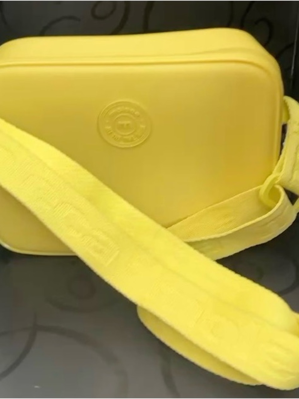 Yellow Crossbody jelly Bag Moleca brand